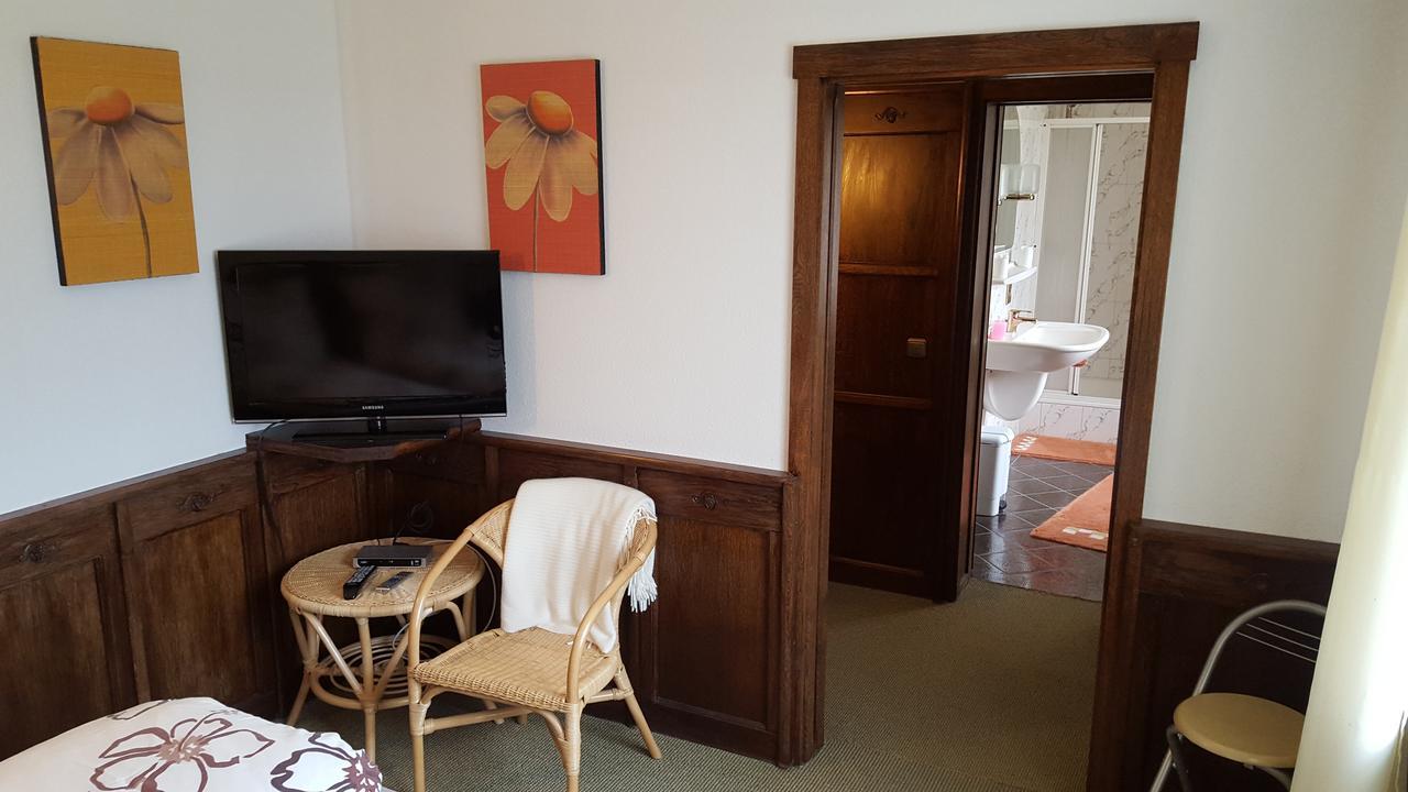 Landhotel Zum Doppeldecker 基兴 外观 照片